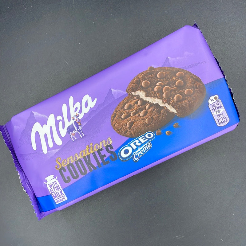 Milka Sensations Cookies, Oreo Cream Filling with Alpine Milk Chocolate. 6 Cookies - 156g (EURO)