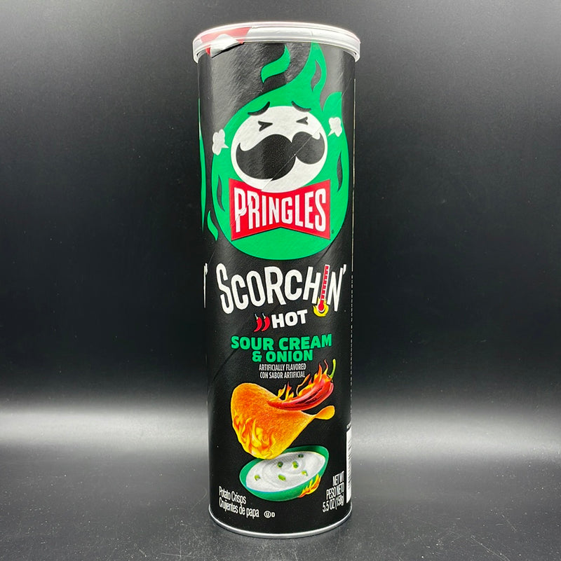 Pringles Scorchin’ Hot Sour Cream & Onion Flavour Potato Crisps 158g (USA)