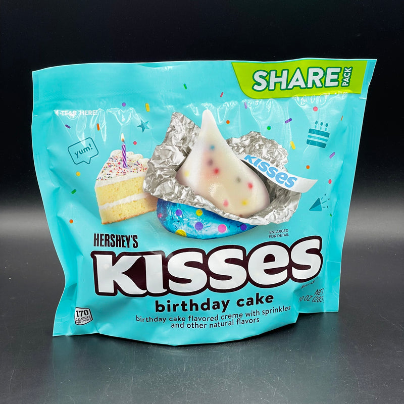 Hershey’s Kisses Birthday Cake - Cake Flavoured Creme with Sprinkles 283g (USA)