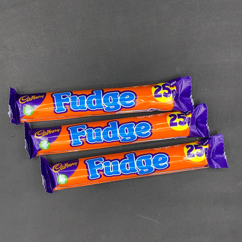 3x Cadbury Fudge Bars 25.5g (UK)