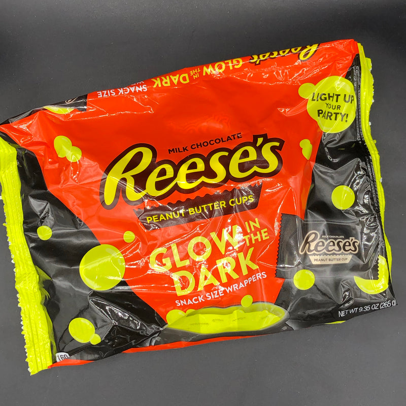 Reese’s GLOW IN THE DARK Peanut Butter Cups, Party Bag 265g (USA) HALLOWEEN